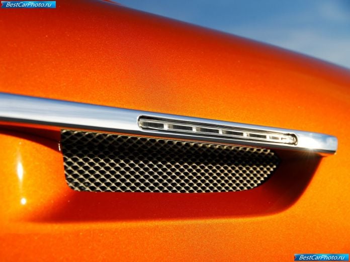 2012 Aston Martin Virage - фотография 41 из 52