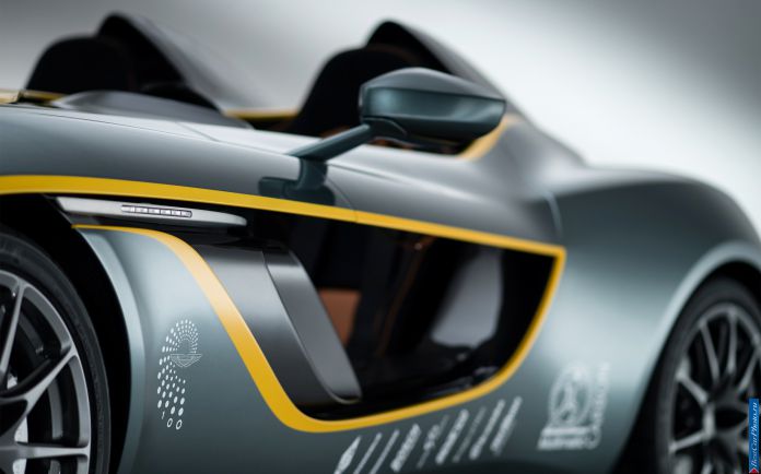 2013 Aston Martin CC100 Speedster Concept - фотография 8 из 24