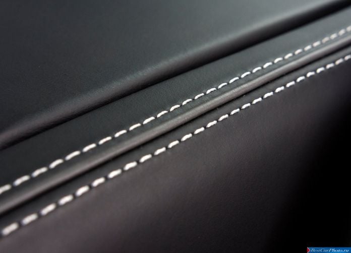 2013 Aston Martin DB9 - фотография 128 из 195