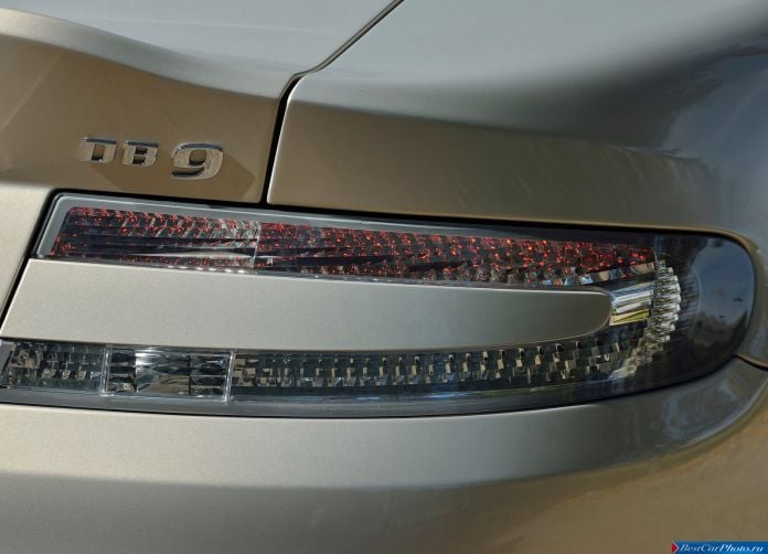2013 Aston Martin DB9 - фотография 150 из 195