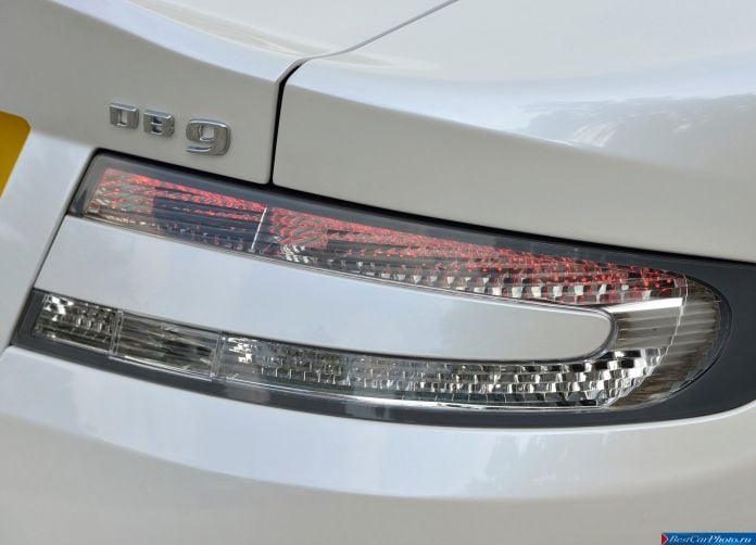 2013 Aston Martin DB9 - фотография 151 из 195