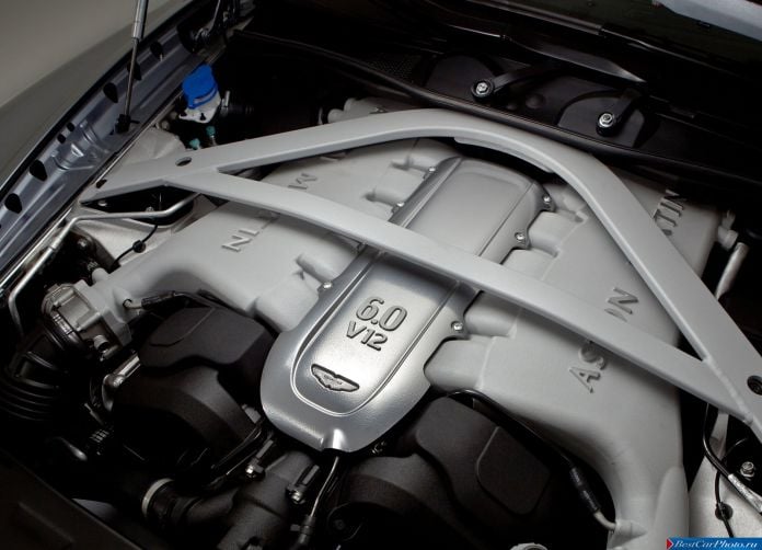 2013 Aston Martin DB9 - фотография 190 из 195