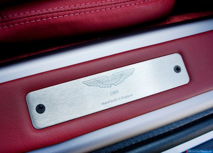 2013 Aston Martin DB9 Volante - фотография 36 из 45