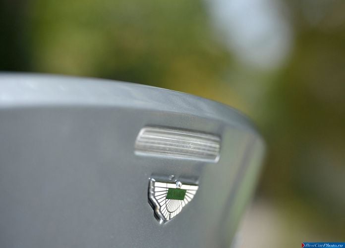 2013 Aston Martin DB9 Volante - фотография 43 из 45