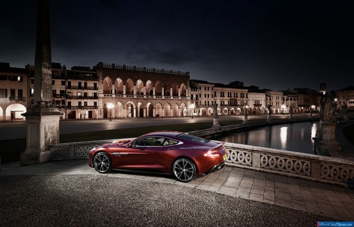 2013 Aston Martin Vanquish - фотография 5 из 52 2013 Aston Martin Vanquish - фотография 5 из 52