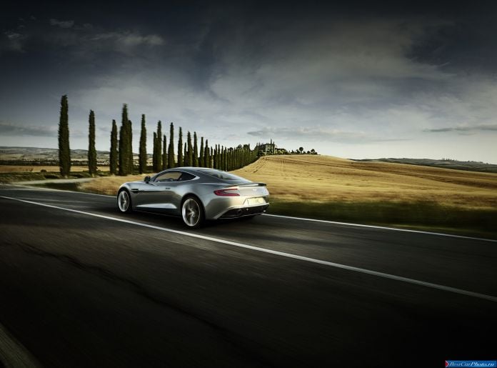2013 Aston Martin Vanquish - фотография 10 из 52