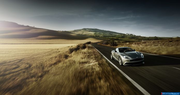 2013 Aston Martin Vanquish - фотография 14 из 52