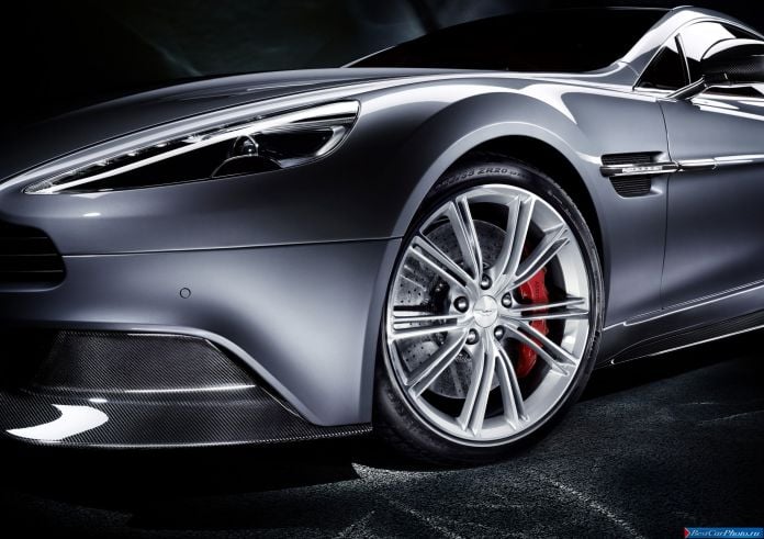 2013 Aston Martin Vanquish - фотография 34 из 52