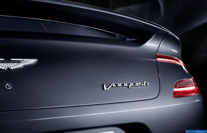 2013 Aston Martin Vanquish - фотография 38 из 52