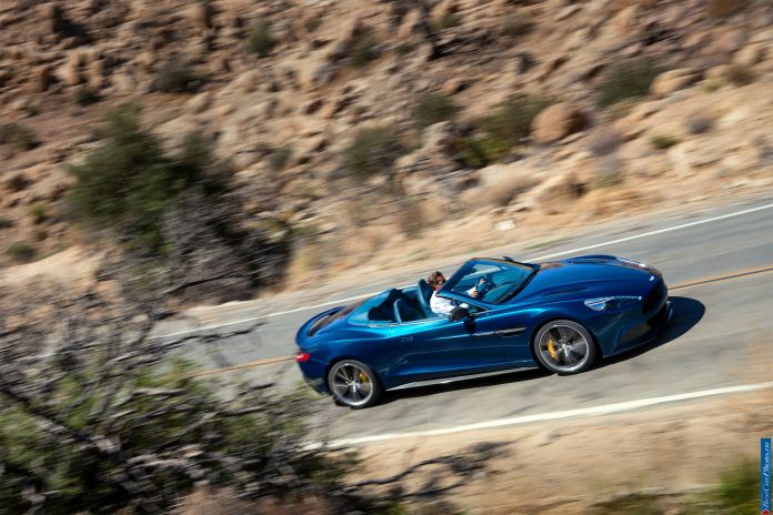 2014 Aston Martin Vanquish Volante - фотография 3 из 23