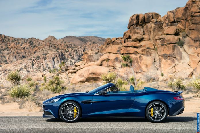 2014 Aston Martin Vanquish Volante - фотография 4 из 23