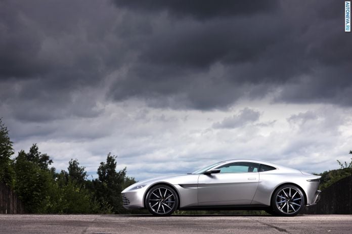 2015 Aston Martin DB10 - фотография 3 из 7