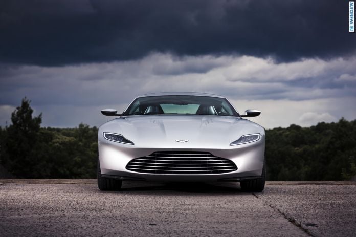 2015 Aston Martin DB10 - фотография 4 из 7