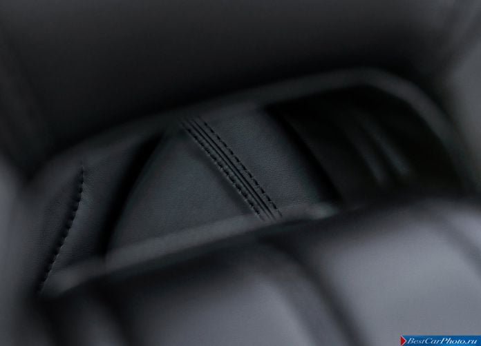 2015 Aston Martin DB9 Carbon Edition - фотография 114 из 139