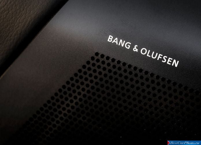 2015 Aston Martin DB9 Carbon Edition - фотография 115 из 139