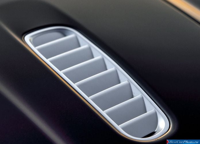 2015 Aston Martin DB9 Carbon Edition - фотография 128 из 139