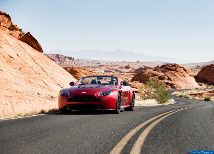 2015 Aston Martin V12 Vantage S Roadster - фотография 18 из 241