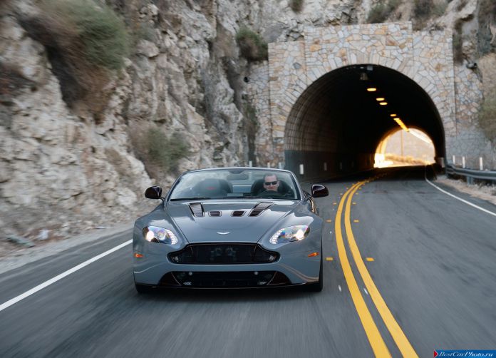 2015 Aston Martin V12 Vantage S Roadster - фотография 79 из 241