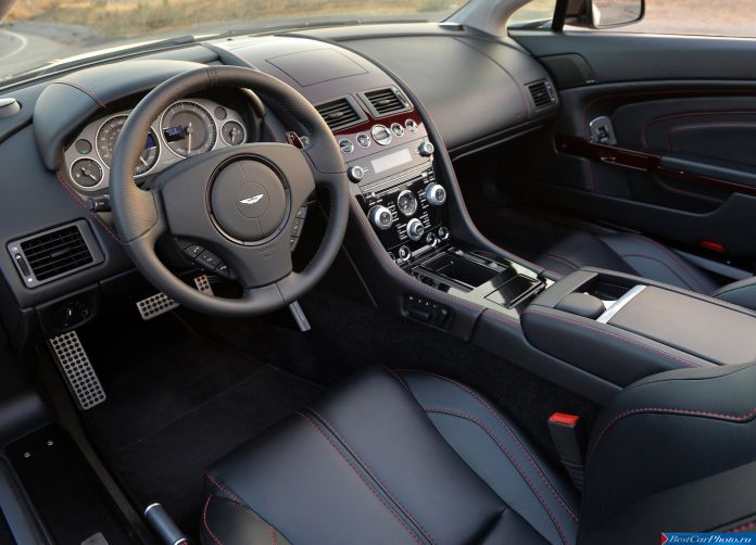 2015 Aston Martin V12 Vantage S Roadster - фотография 87 из 241