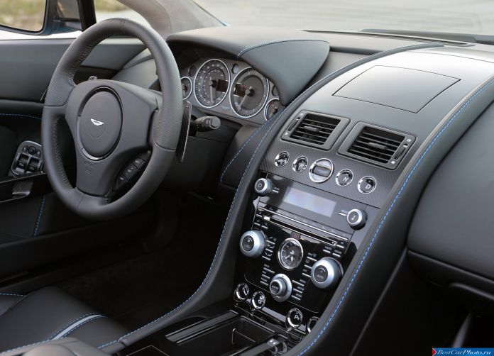 2015 Aston Martin V12 Vantage S Roadster - фотография 90 из 241