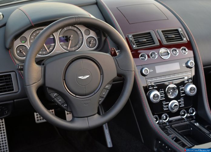 2015 Aston Martin V12 Vantage S Roadster - фотография 95 из 241