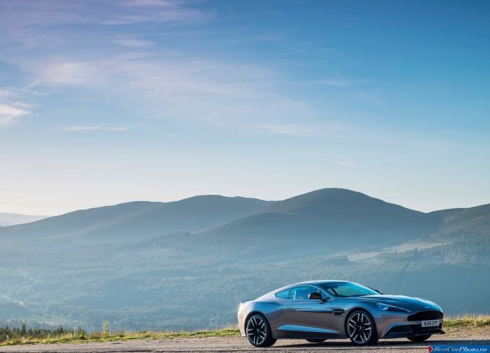 2015 Aston Martin Vanquish - фотография 2 из 23