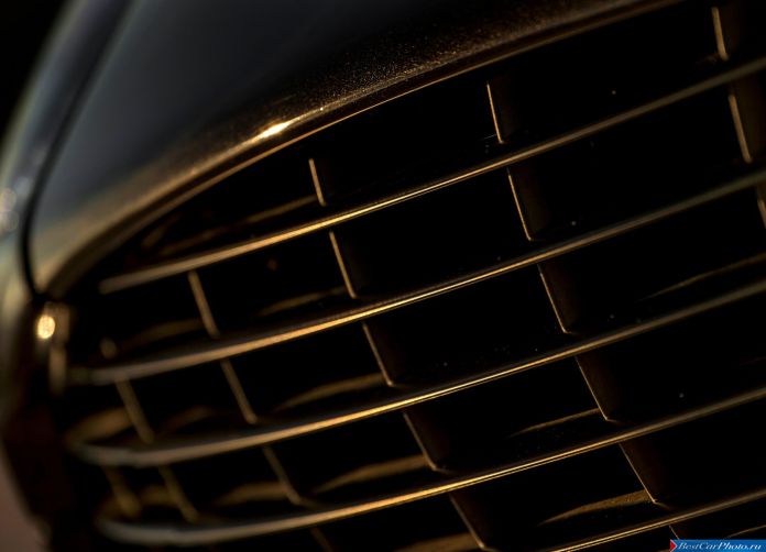 2015 Aston Martin Vanquish Carbon Black - фотография 16 из 24
