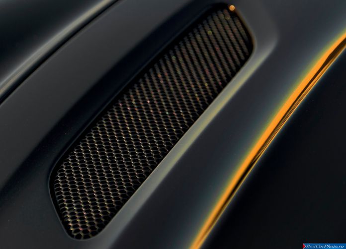 2015 Aston Martin Vanquish Carbon Black - фотография 20 из 24