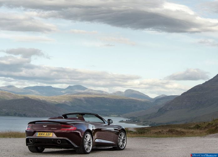 2015 Aston Martin Vanquish Volante - фотография 10 из 19