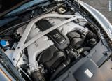 aston_martin_2016_db9_gt_116.jpg
