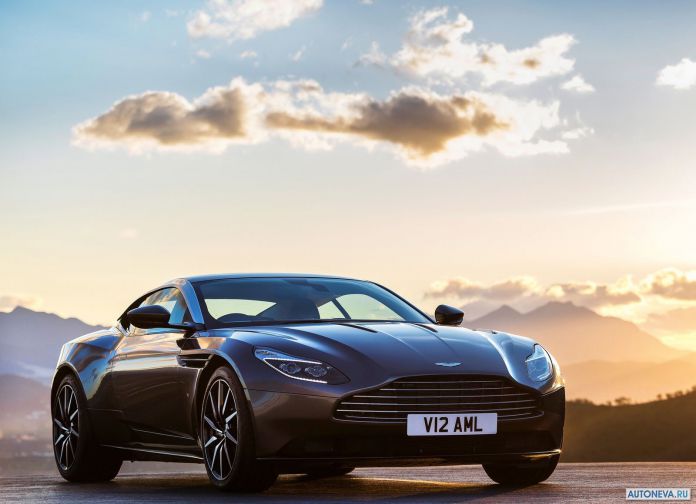 2017 Aston Martin DB11 - фотография 2 из 250