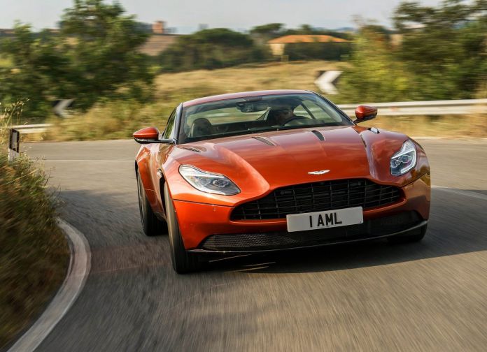 2017 Aston Martin DB11 - фотография 45 из 250