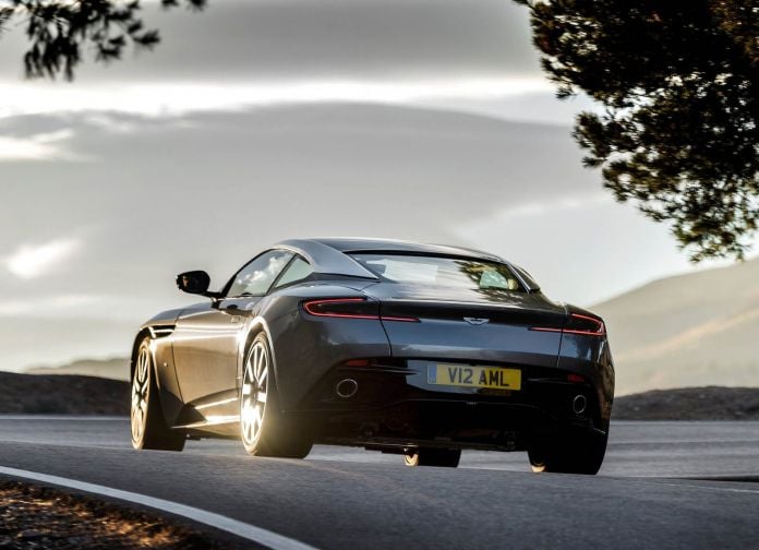 2017 Aston Martin DB11 - фотография 100 из 250