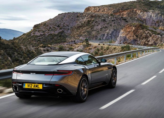 2017 Aston Martin DB11 - фотография 101 из 250