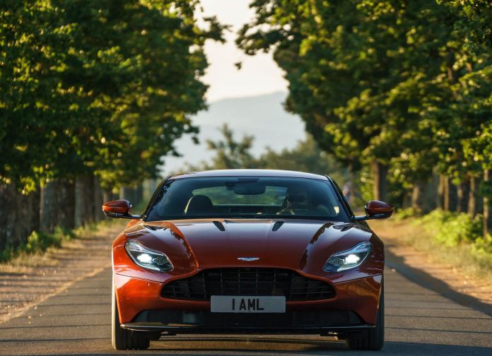 2017 Aston Martin DB11 - фотография 115 из 250