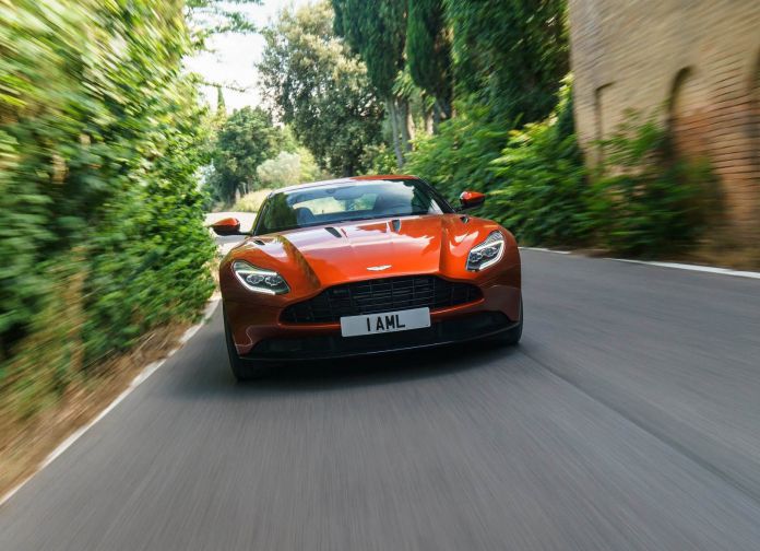 2017 Aston Martin DB11 - фотография 125 из 250