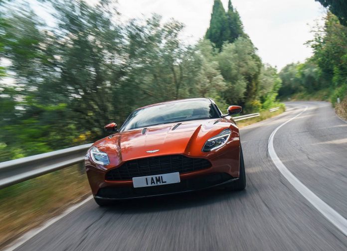 2017 Aston Martin DB11 - фотография 126 из 250
