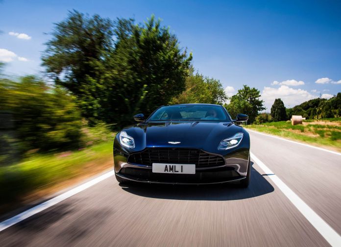 2017 Aston Martin DB11 - фотография 130 из 250