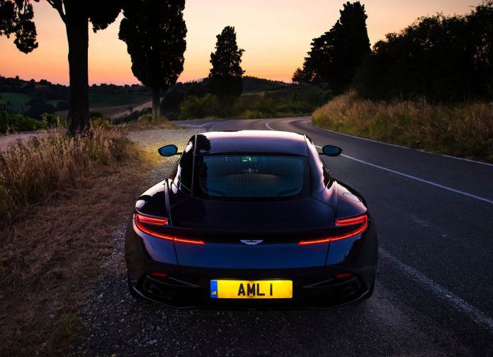 2017 Aston Martin DB11 - фотография 139 из 250