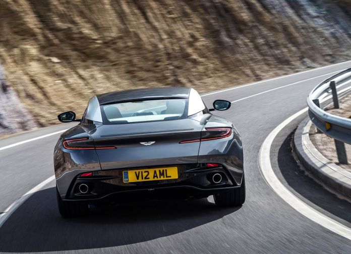 2017 Aston Martin DB11 - фотография 140 из 250