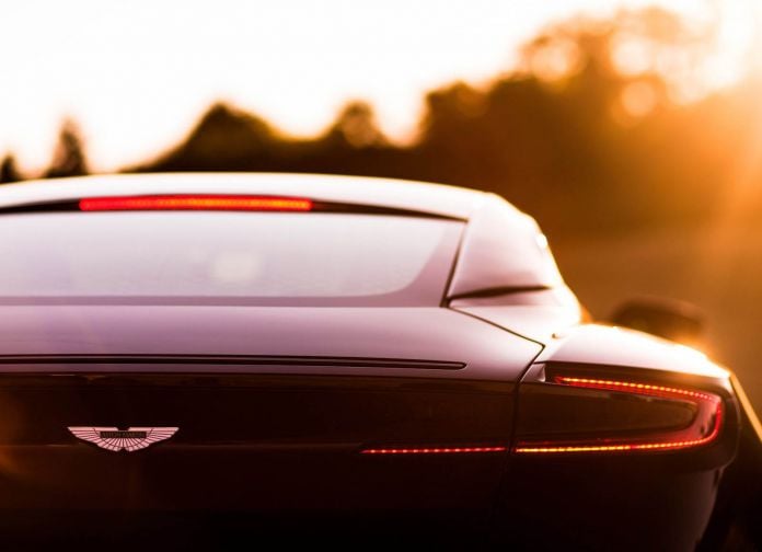 2017 Aston Martin DB11 - фотография 203 из 250