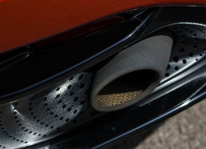 2017 Aston Martin DB11 - фотография 236 из 250