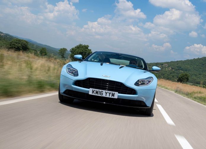 2017 Aston Martin DB11 Frosted Glass Blue - фотография 55 из 111