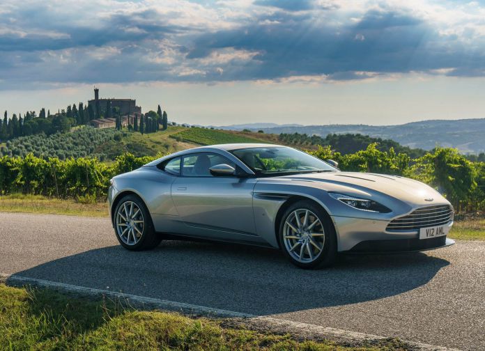 2017 Aston Martin DB11 Lightning Sliver - фотография 1 из 151