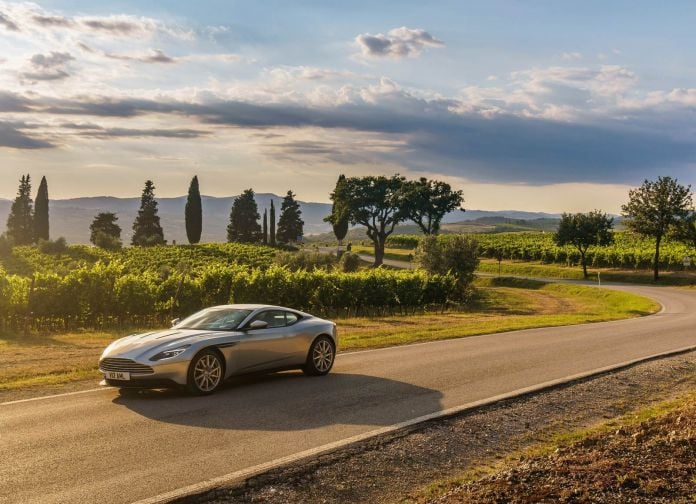 2017 Aston Martin DB11 Lightning Sliver - фотография 20 из 151