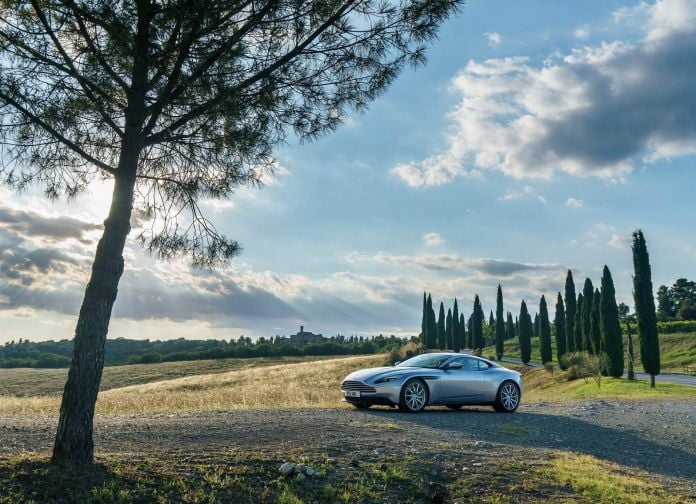 2017 Aston Martin DB11 Lightning Sliver - фотография 23 из 151