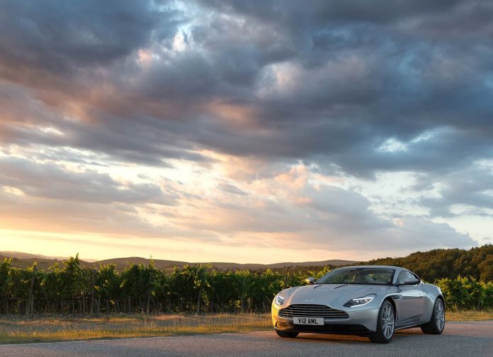 2017 Aston Martin DB11 Lightning Sliver - фотография 56 из 151