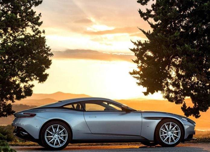 2017 Aston Martin DB11 Lightning Sliver - фотография 85 из 151