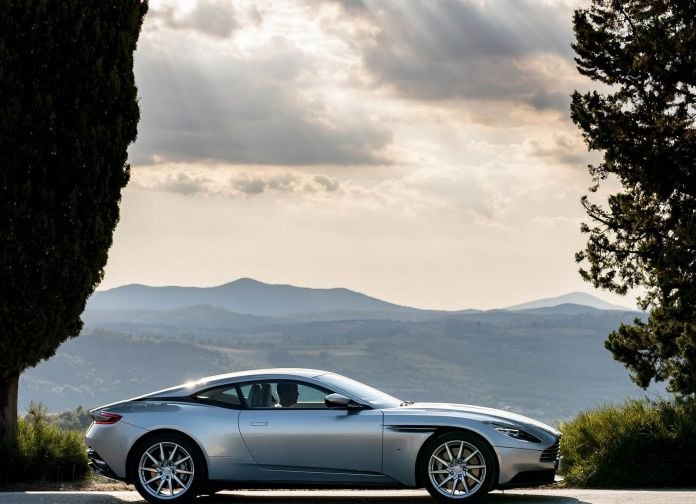 2017 Aston Martin DB11 Lightning Sliver - фотография 86 из 151