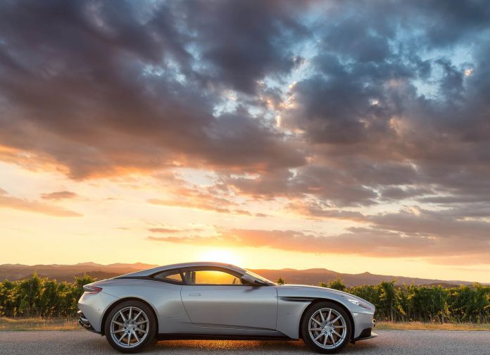 2017 Aston Martin DB11 Lightning Sliver - фотография 87 из 151